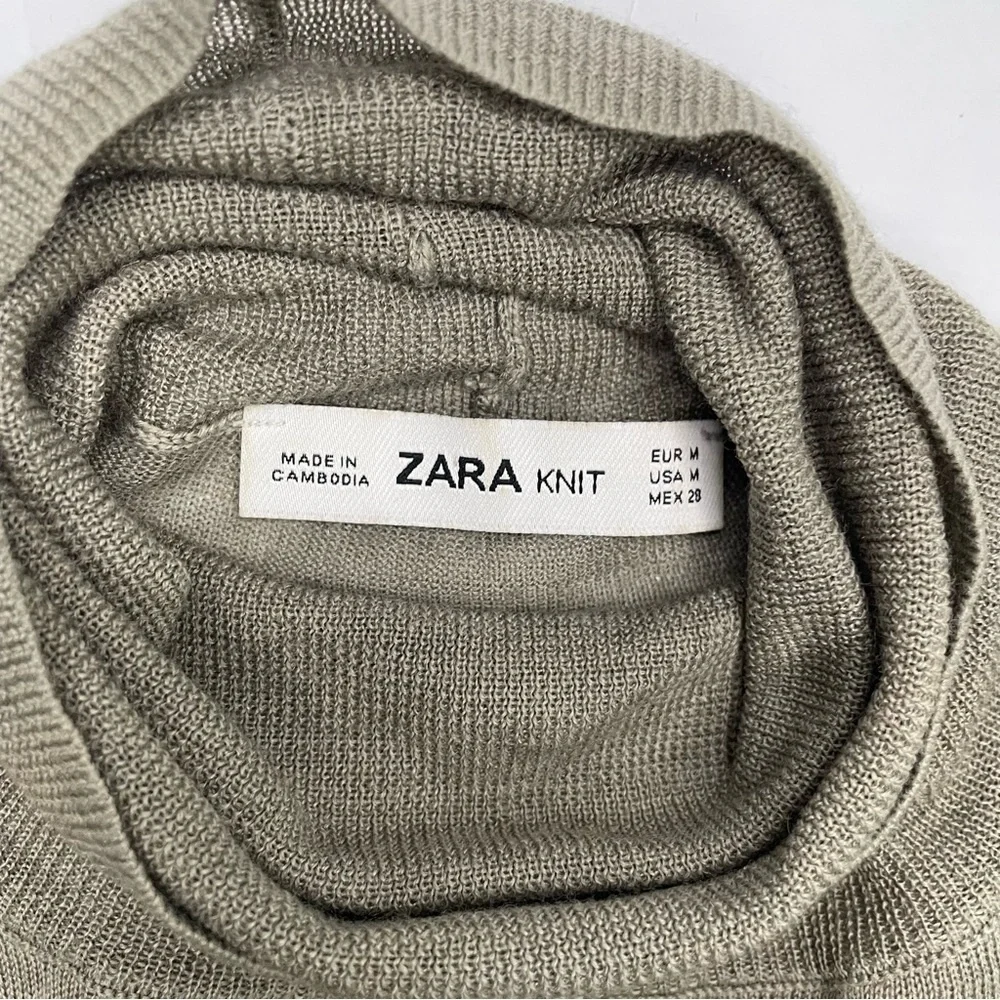 Zara Oversized Turtleneck Sweater with‎ Dolman Sleeves Size M